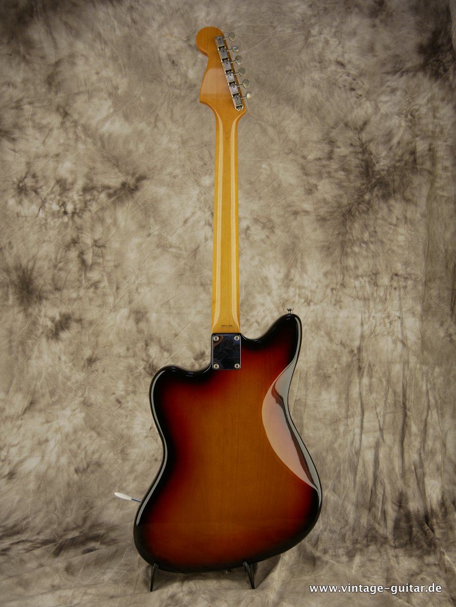 Fender_Jazzmaster_JM66_sunburst_Japan_1993-002.JPG