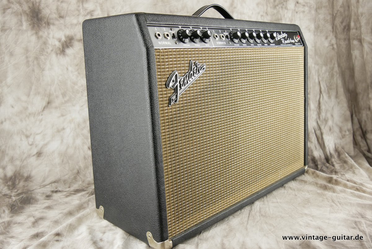 Fender_Vibrolux_Reverb_blackface_1965-003.JPG