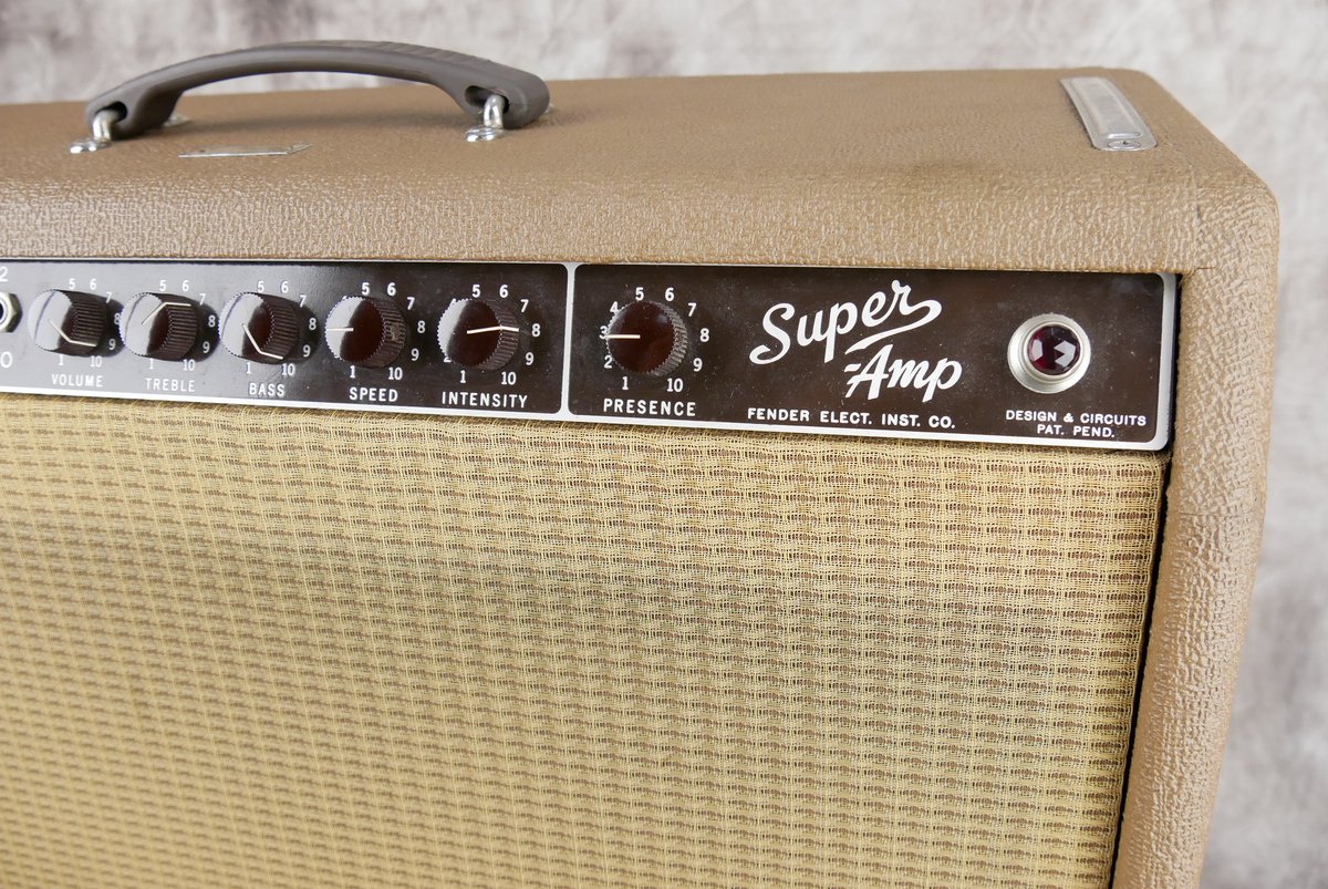 Fender-Super-Amp-1961-Brownface-003.JPG