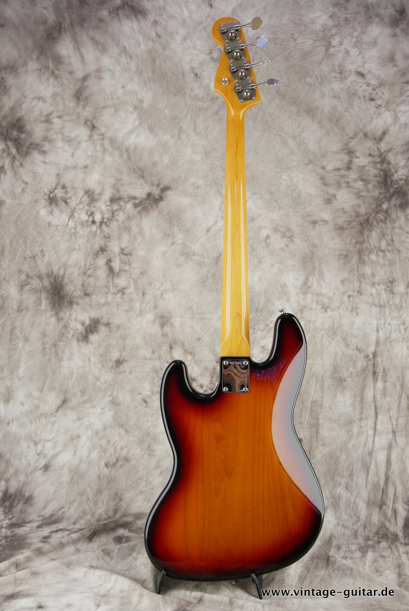 Fender_Jazz_Bass_62_RI_sunburat_1992-002.JPG