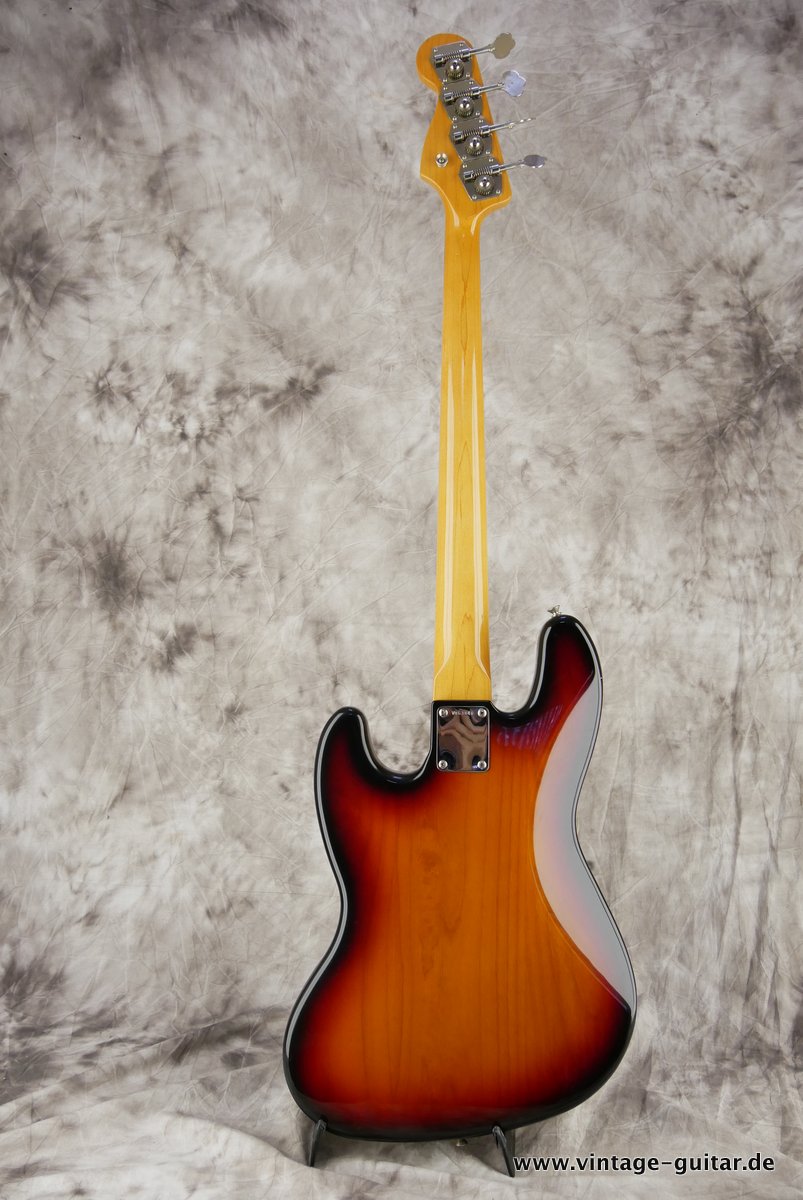 img/vintage/3611/Fender_Jazz_Bass_62_RI_sunburat_1992-002.JPG