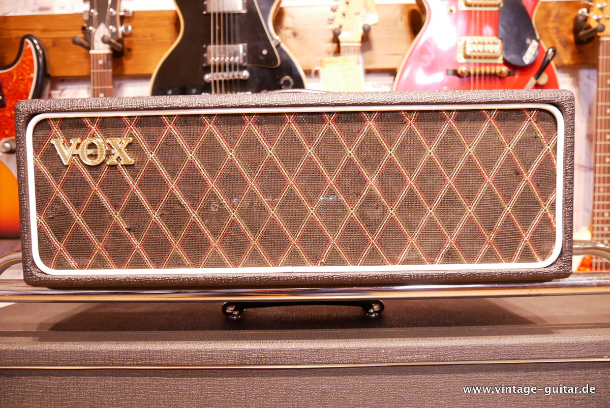 Vox_AC-50_flat_cab_surround_stand_1964-003.JPG