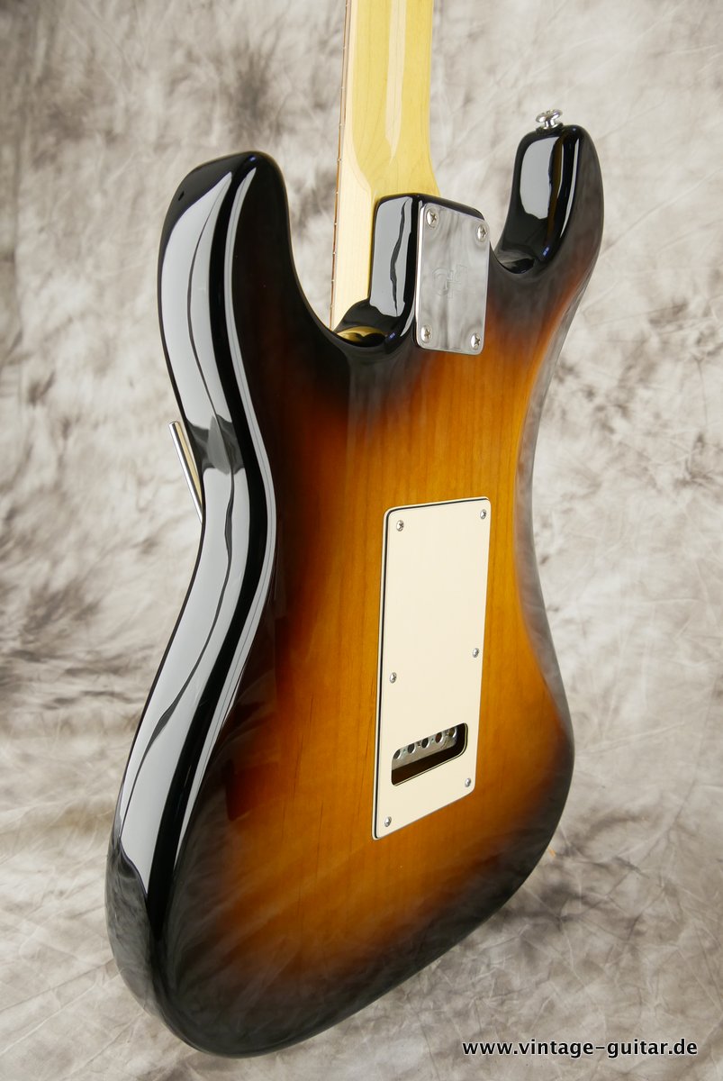 G&L_Legacy_sunburst_2014-006.JPG