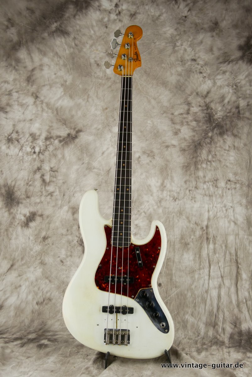 Fender-Jazz-Bass-1963-white-refinished-001.JPG