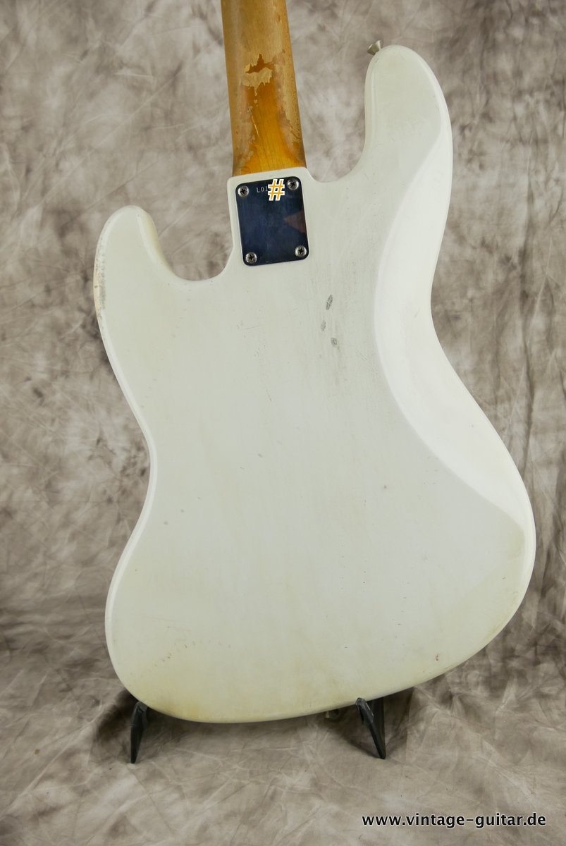 Fender-Jazz-Bass-1963-white-refinished-003.JPG