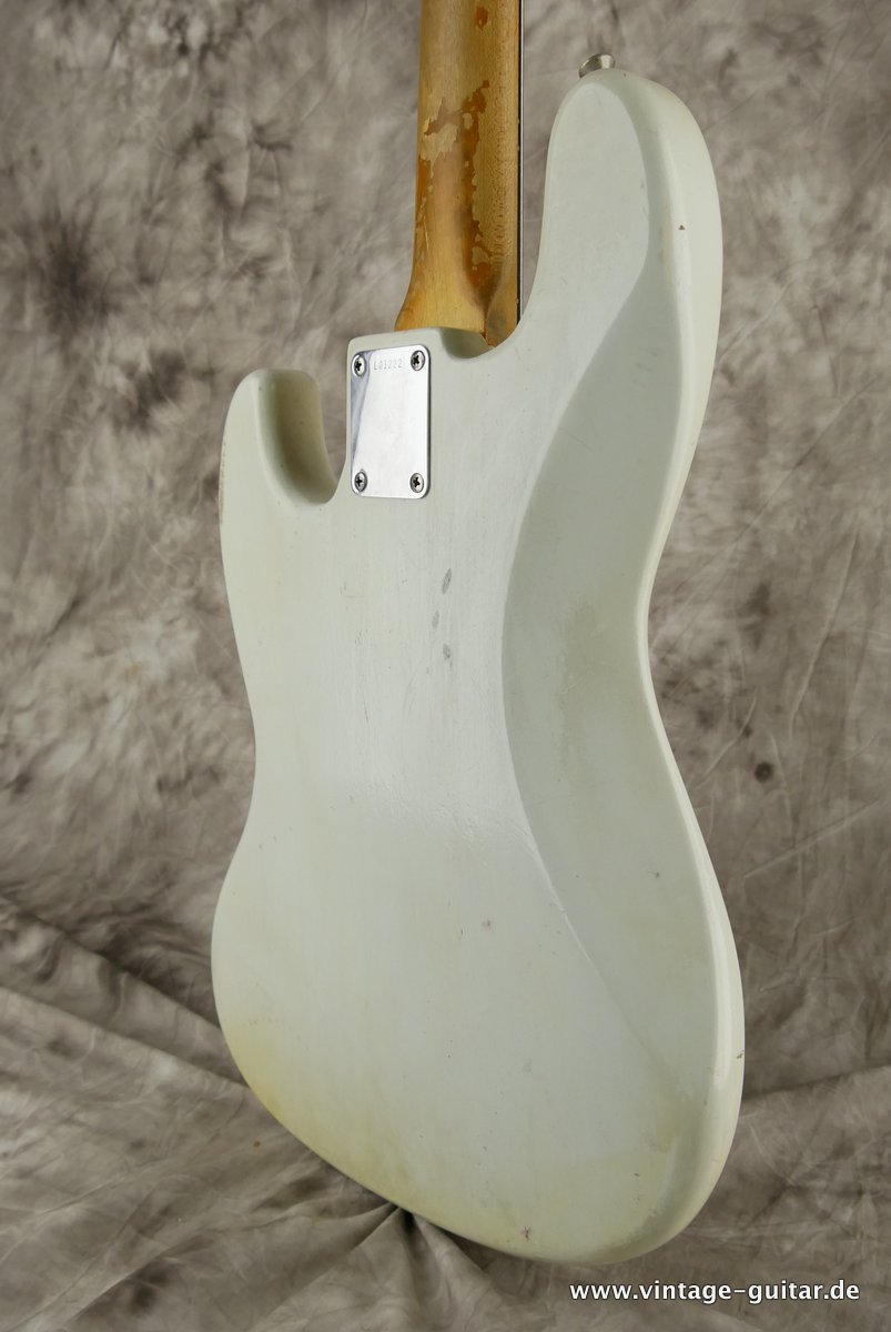 Fender-Jazz-Bass-1963-white-refinished-006.JPG