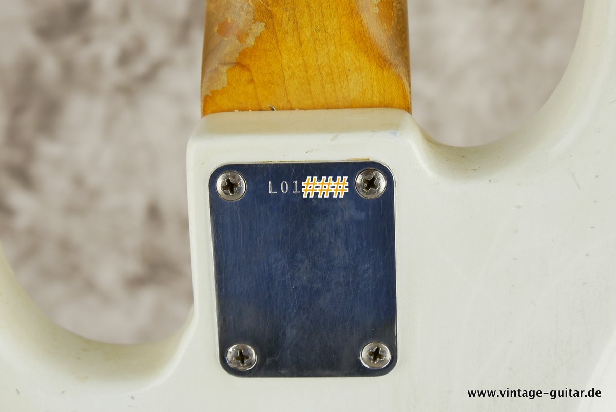 Fender-Jazz-Bass-1963-white-refinished-015.JPG