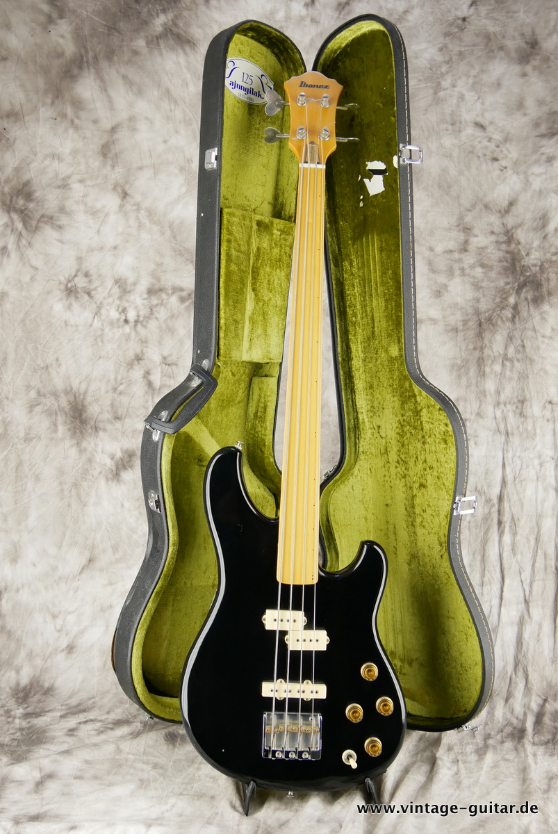 Ibanez_Roadster_840_fretless_black_1981-013.JPG