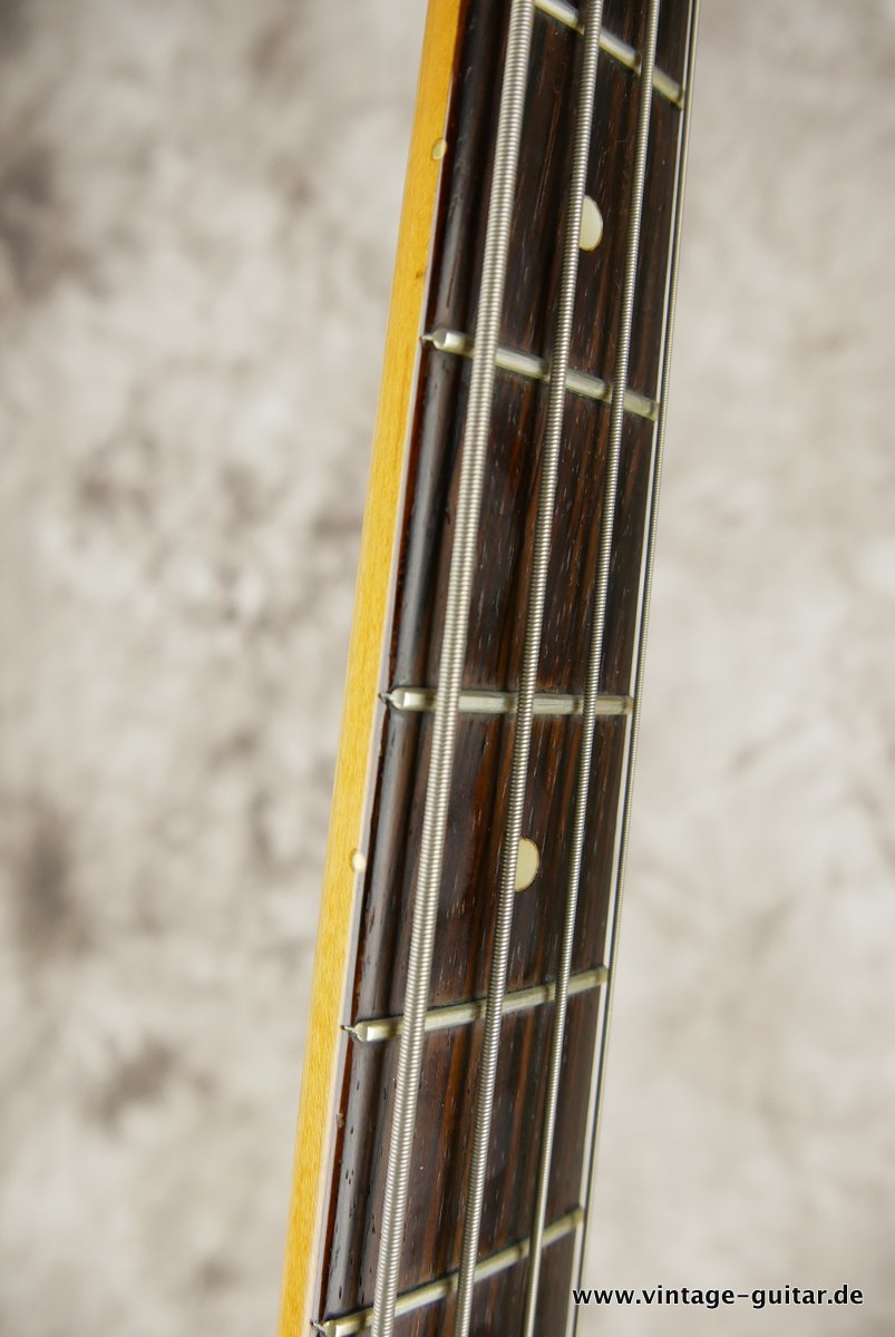 Fender-Jazz-Bass-1965-olympic-white-013.JPG