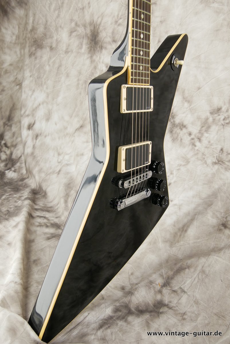 img/vintage/3647/Gibson_Explorer_EMG_aktiv_black_2006-005.JPG