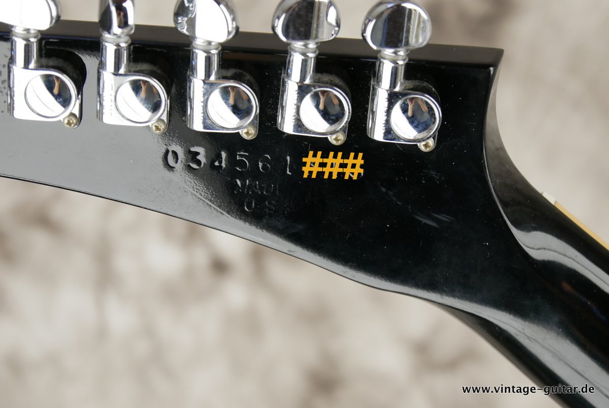 img/vintage/3647/Gibson_Explorer_EMG_aktiv_black_2006-010.JPG