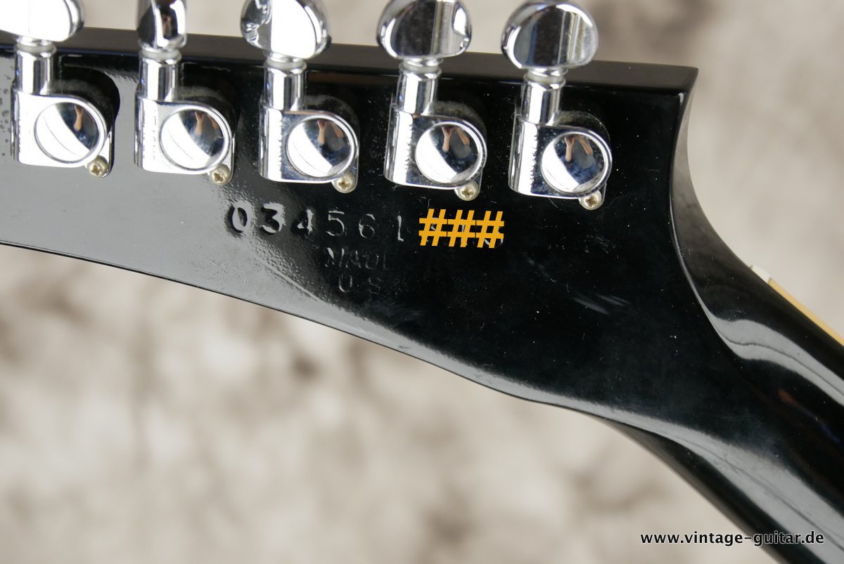 Gibson_Explorer_EMG_aktiv_black_2006-010.JPG