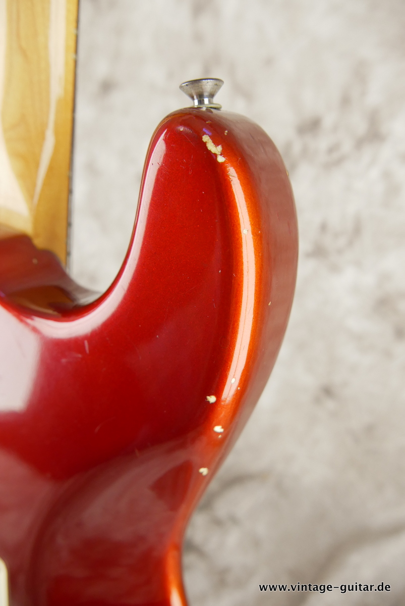 img/vintage/3649/Fender_Stratocaster_candy_apple_red_1969-015.JPG