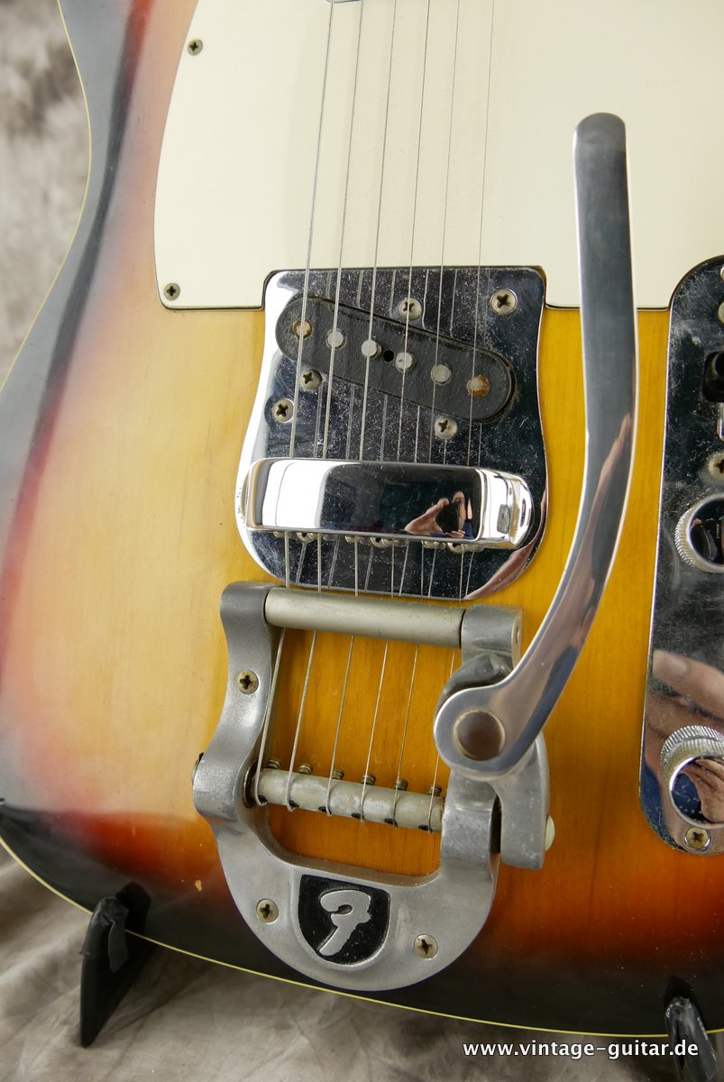 Fender_Telecaster_custom_Bigsby_sunburst_1969-013.JPG