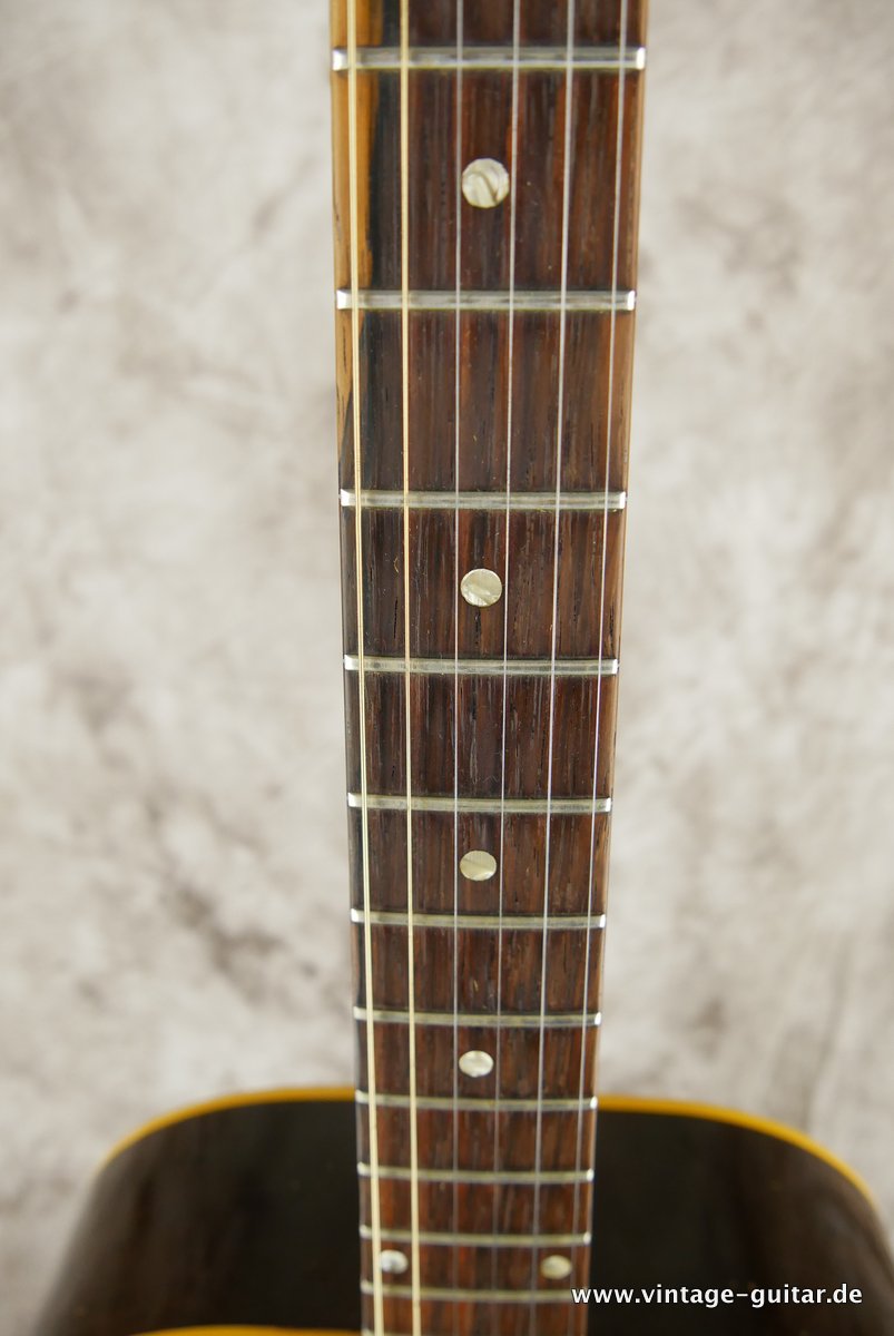 Gibson_B_25_sunburst_1966-011.JPG