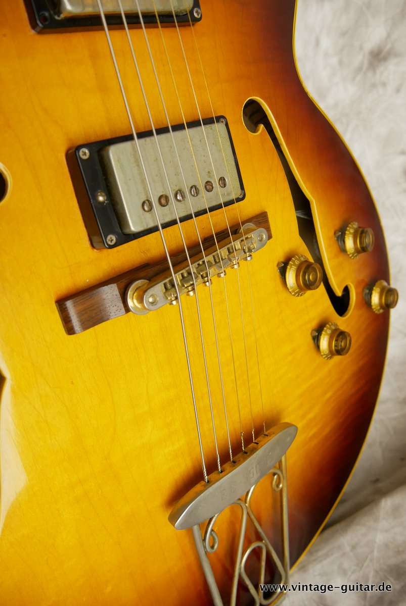 Gibson_ES_350_T_PAF_sunburst_1959-015.JPG