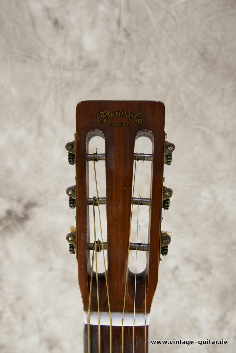 Martin_00_21_slotted_headstock_1967-009.JPG