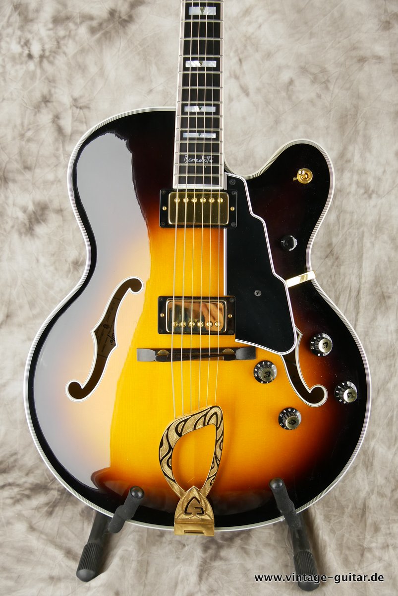 img/vintage/3664/Guild_Benedetto_X_700_Stuart_sunburst_2004-003.JPG