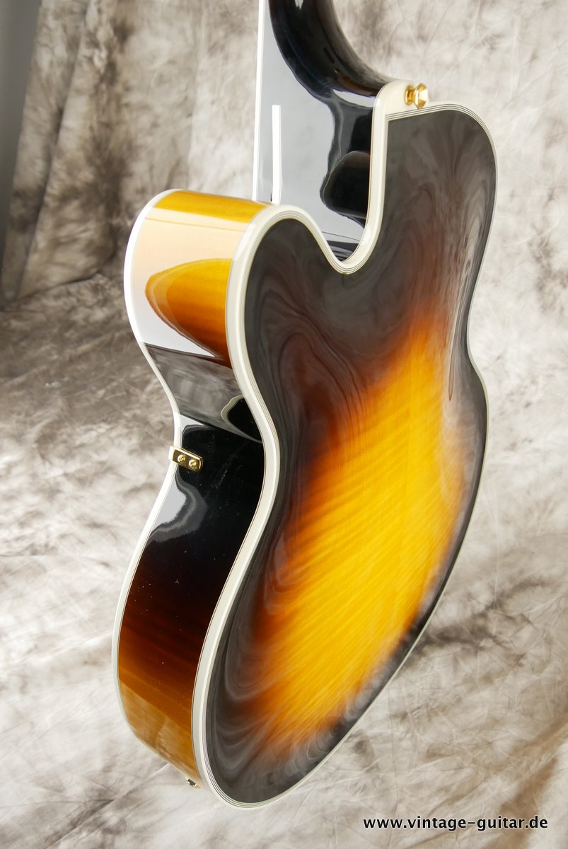 img/vintage/3664/Guild_Benedetto_X_700_Stuart_sunburst_2004-007.JPG
