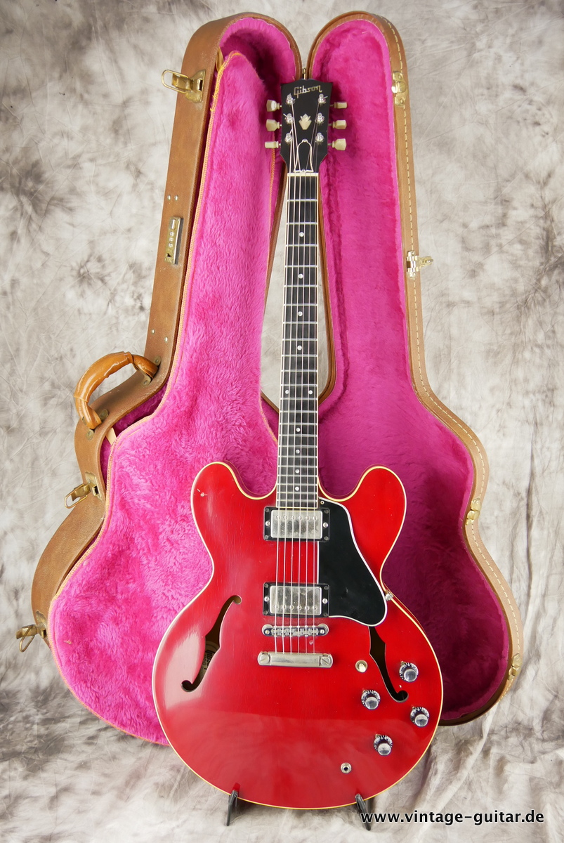 Gibson_ES_335_cherry_1989-014.JPG