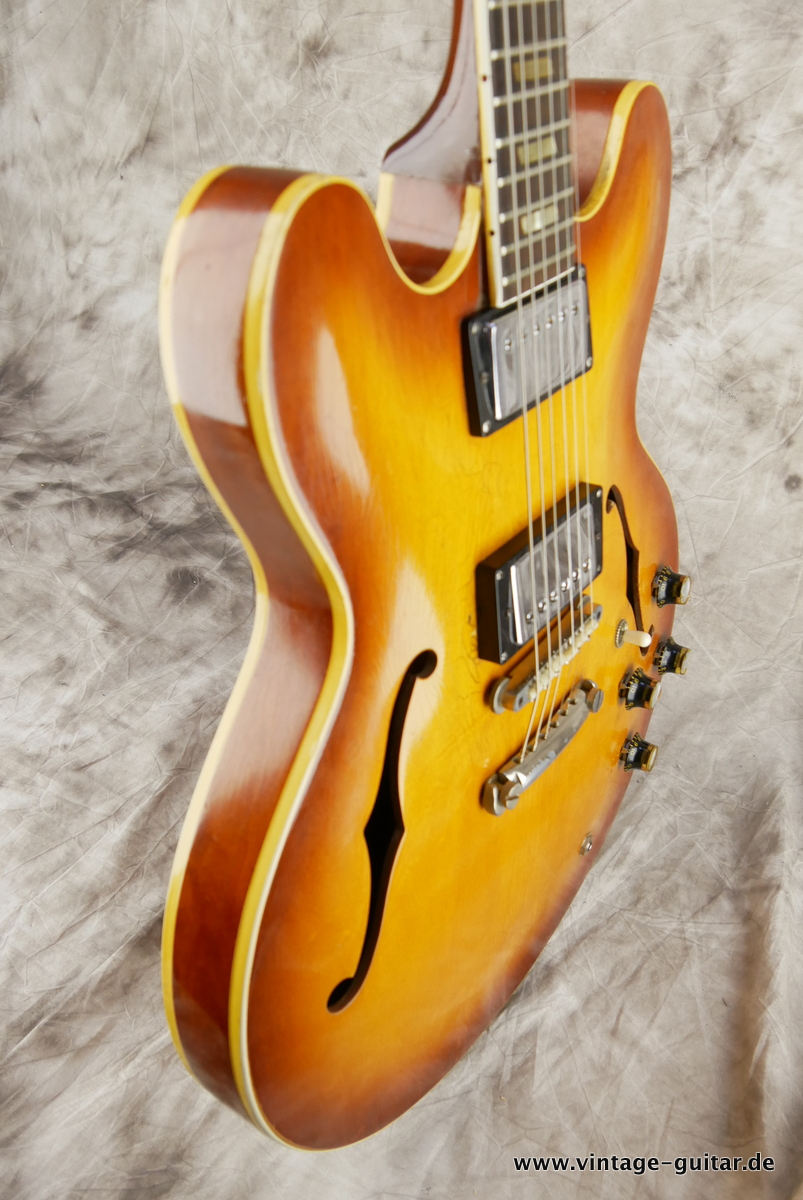 Epiphone_Riviera_sunburst_1963-005.JPG