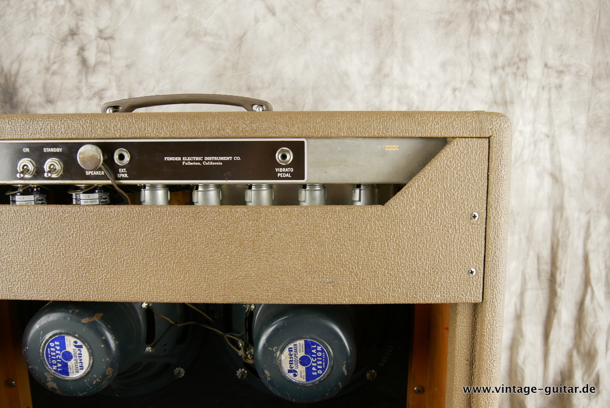 Fender_Super_Amp_brownface_1961-008.JPG
