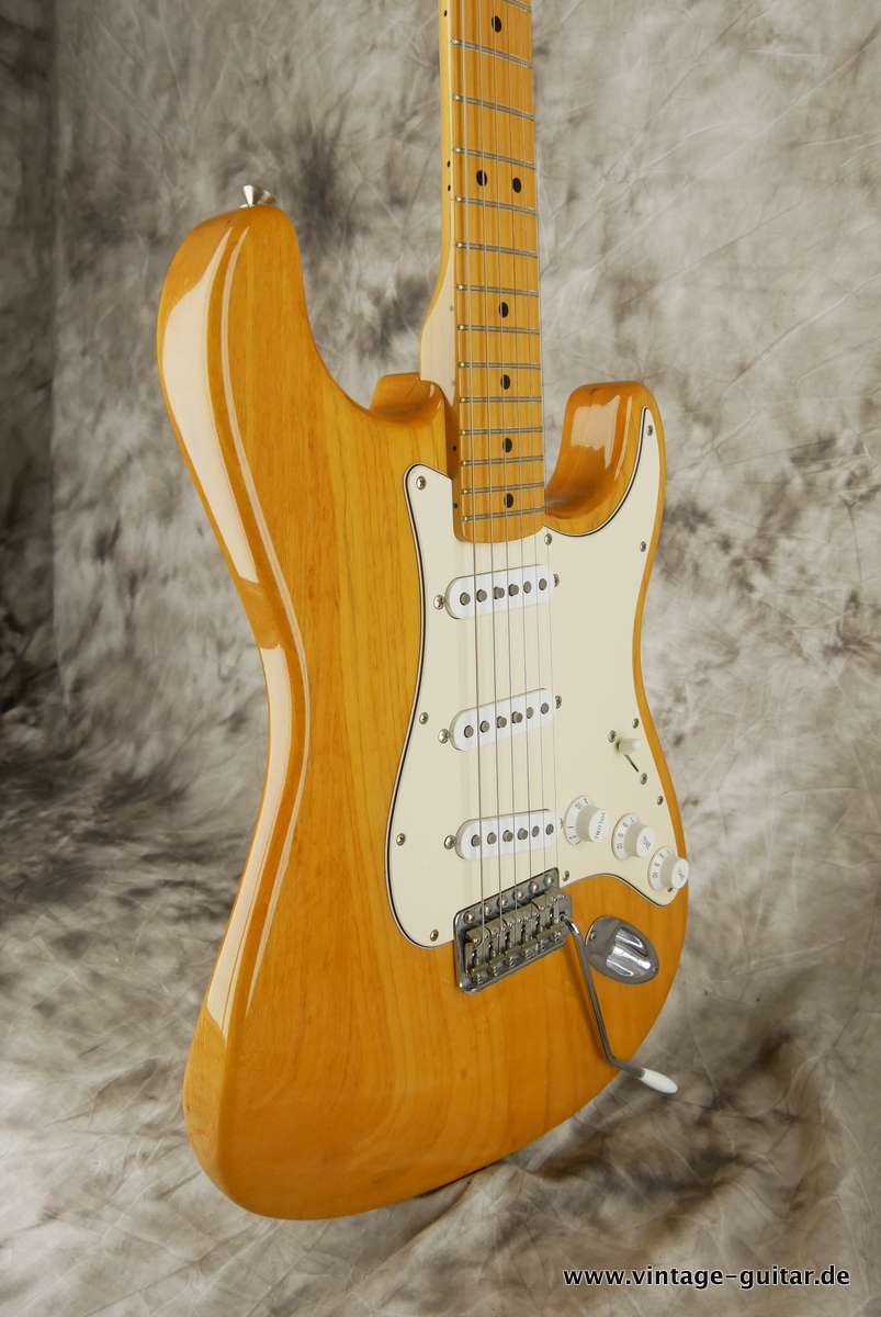 Fender_Stratocaster_classic_series_70s_natural_Mexico_2002-005.JPG