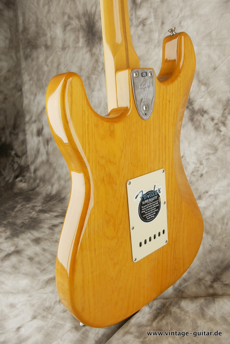 Fender_Stratocaster_classic_series_70s_natural_Mexico_2002-007.JPG