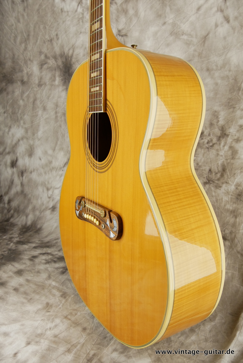 img/vintage/3676/Klira_Jumbo_flame_Maple_natural_1980-006.JPG