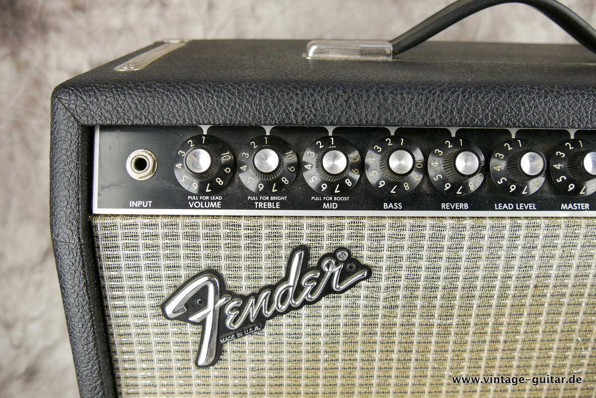 Fender_Princeton_Reverb_II_wheels_1983-005.JPG
