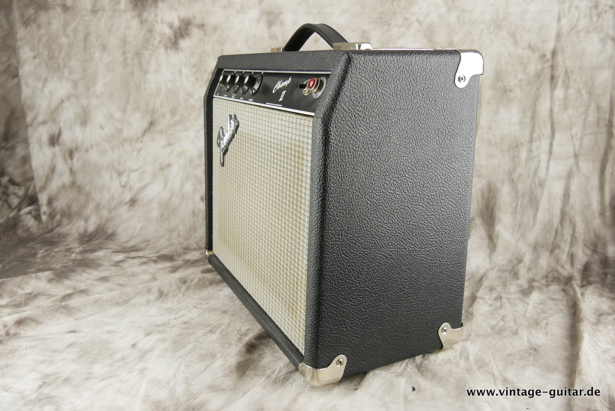 Fender_Champ_II_1982-005.JPG