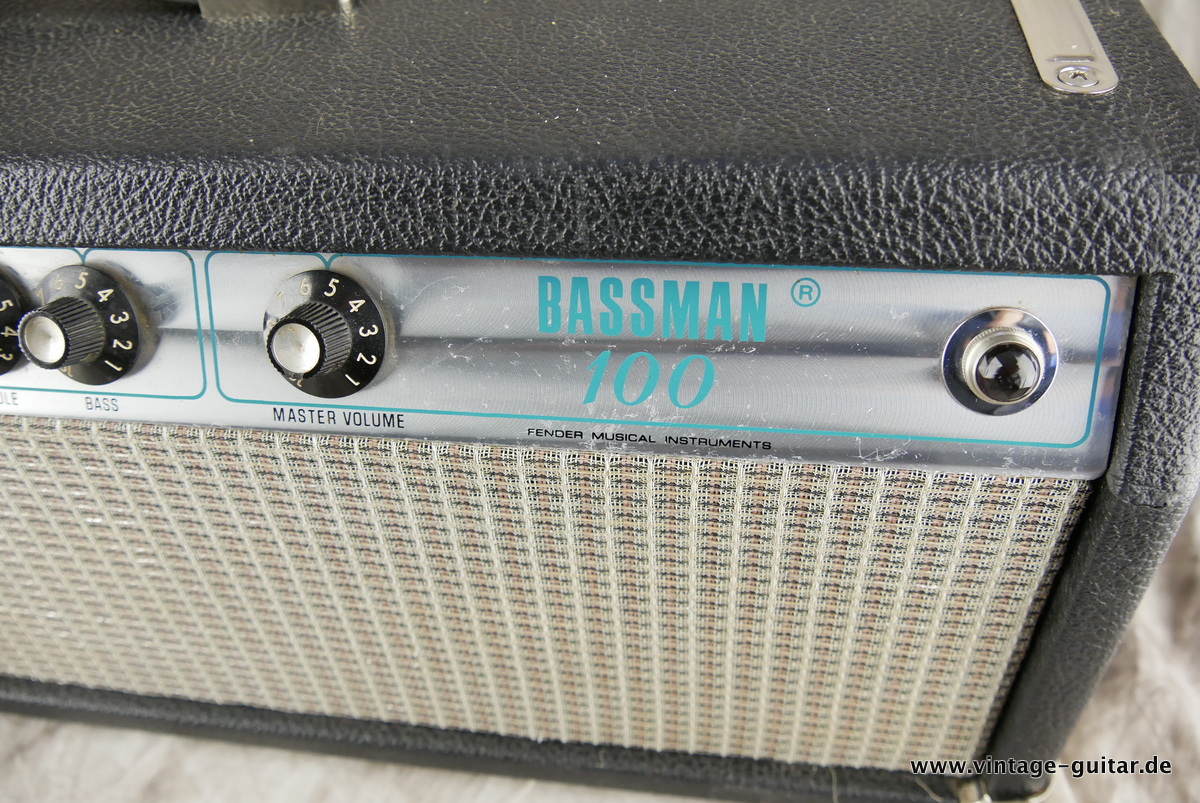 Fender_Bassman_100_black_1976-004.JPG