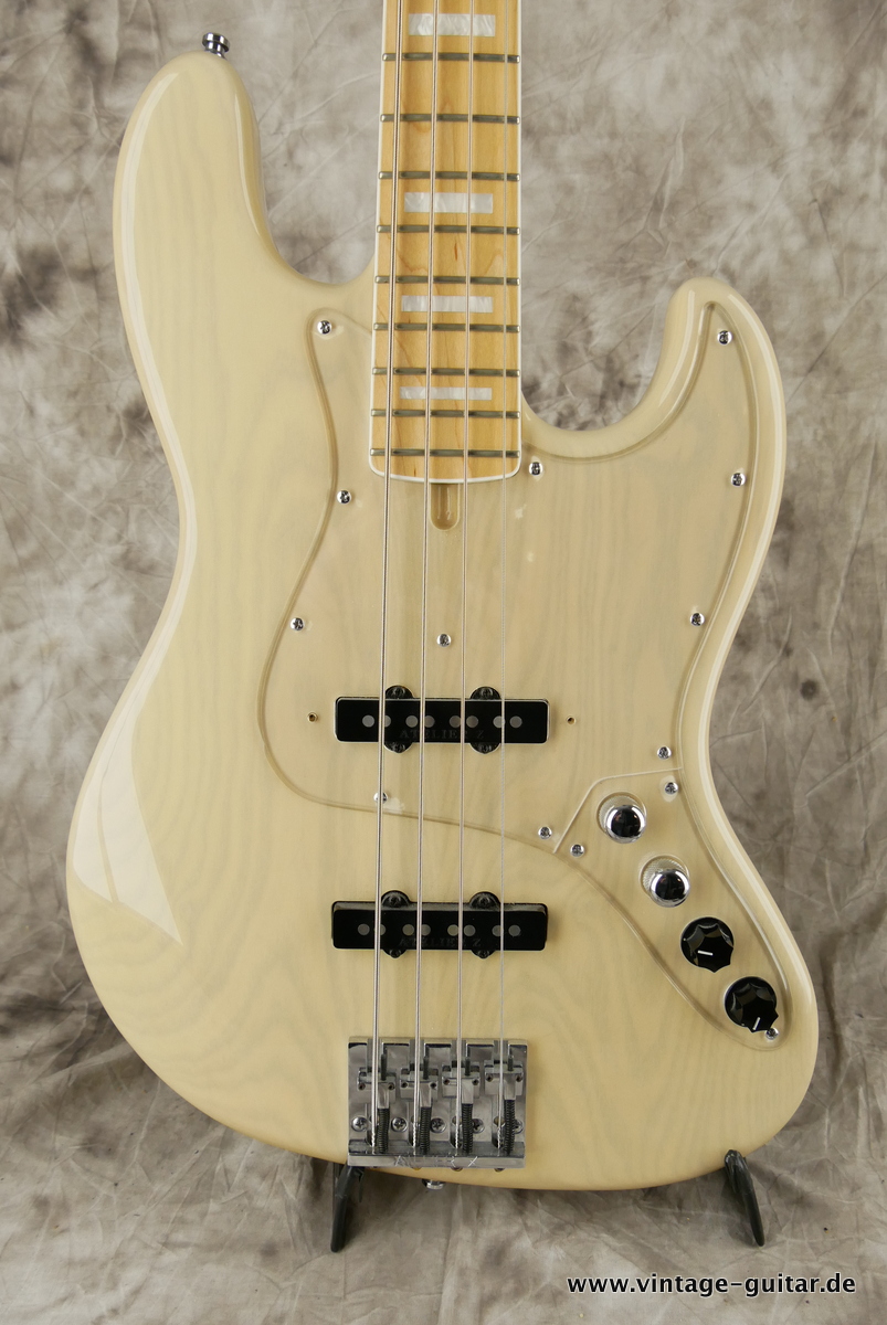 Atelier_Z_M_245_Jazz_Bass_transparent_white_2015-003.JPG