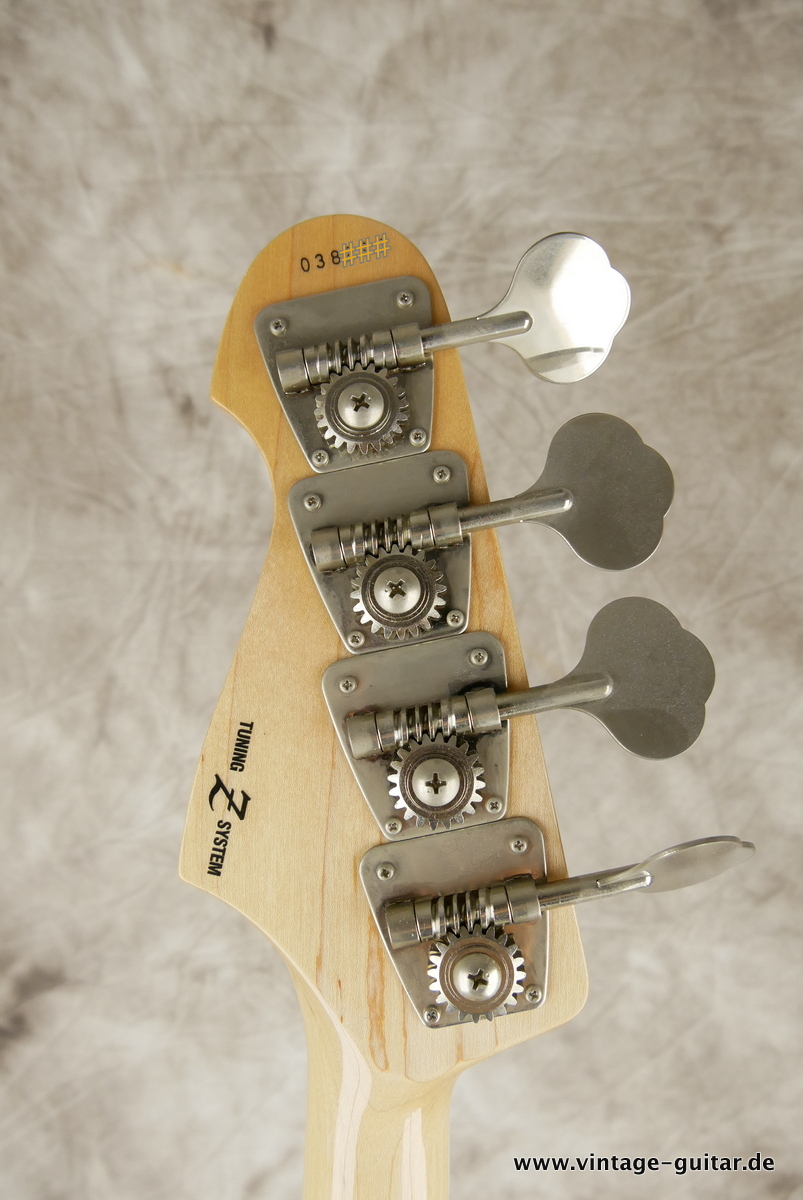 img/vintage/3709/Atelier_Z_M_245_Jazz_Bass_transparent_white_2015-010.JPG