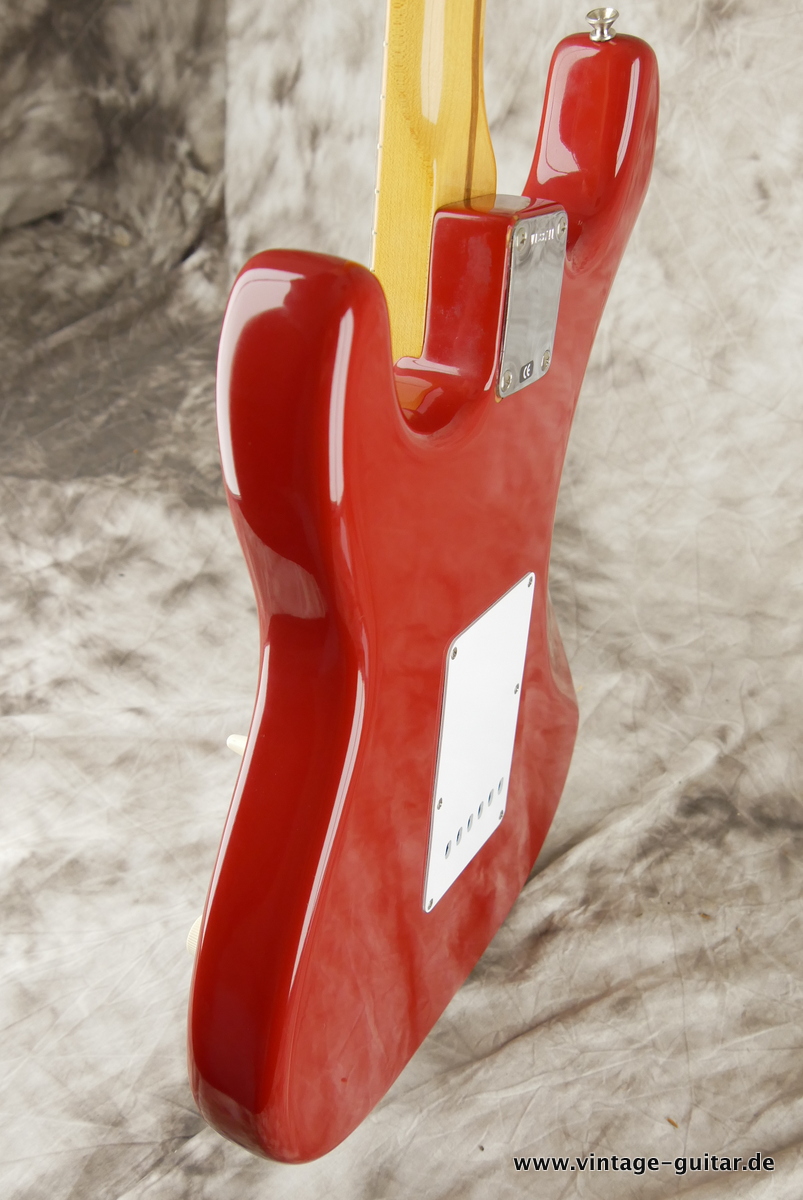 img/vintage/3713/Fender_Stratocaster_Vintage_57_Reissue_dakota_red-007.JPG
