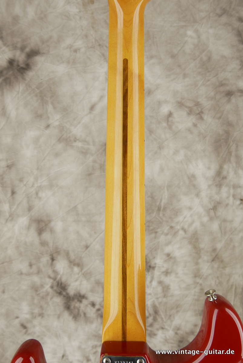 img/vintage/3713/Fender_Stratocaster_Vintage_57_Reissue_dakota_red-012.JPG