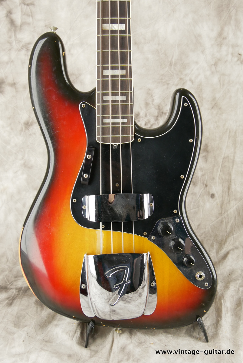 Fender_Jazz_Bass_sunburst_1974-003.JPG