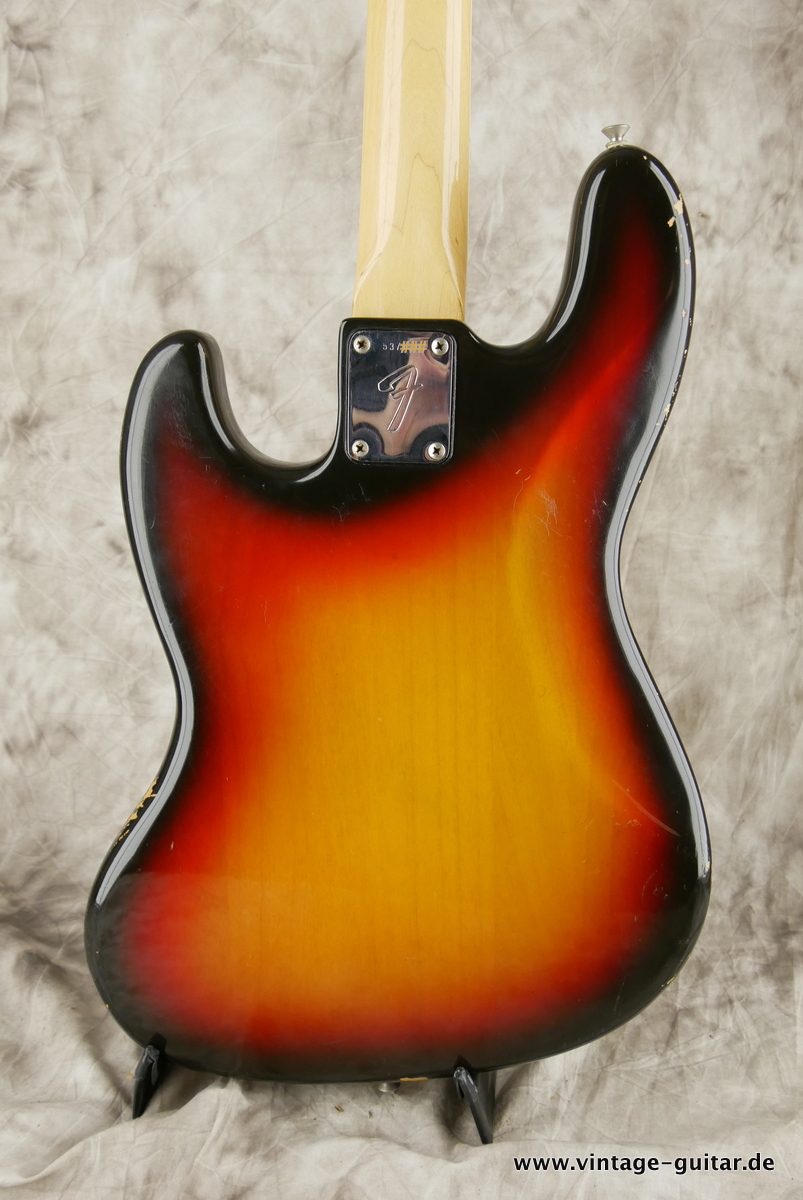 Fender_Jazz_Bass_sunburst_1974-004.JPG