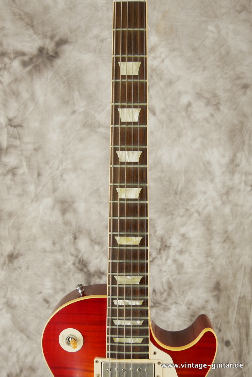 Gibson_Les_Paul_Standard_R_0_cherry_sunburst_2011-011.JPG