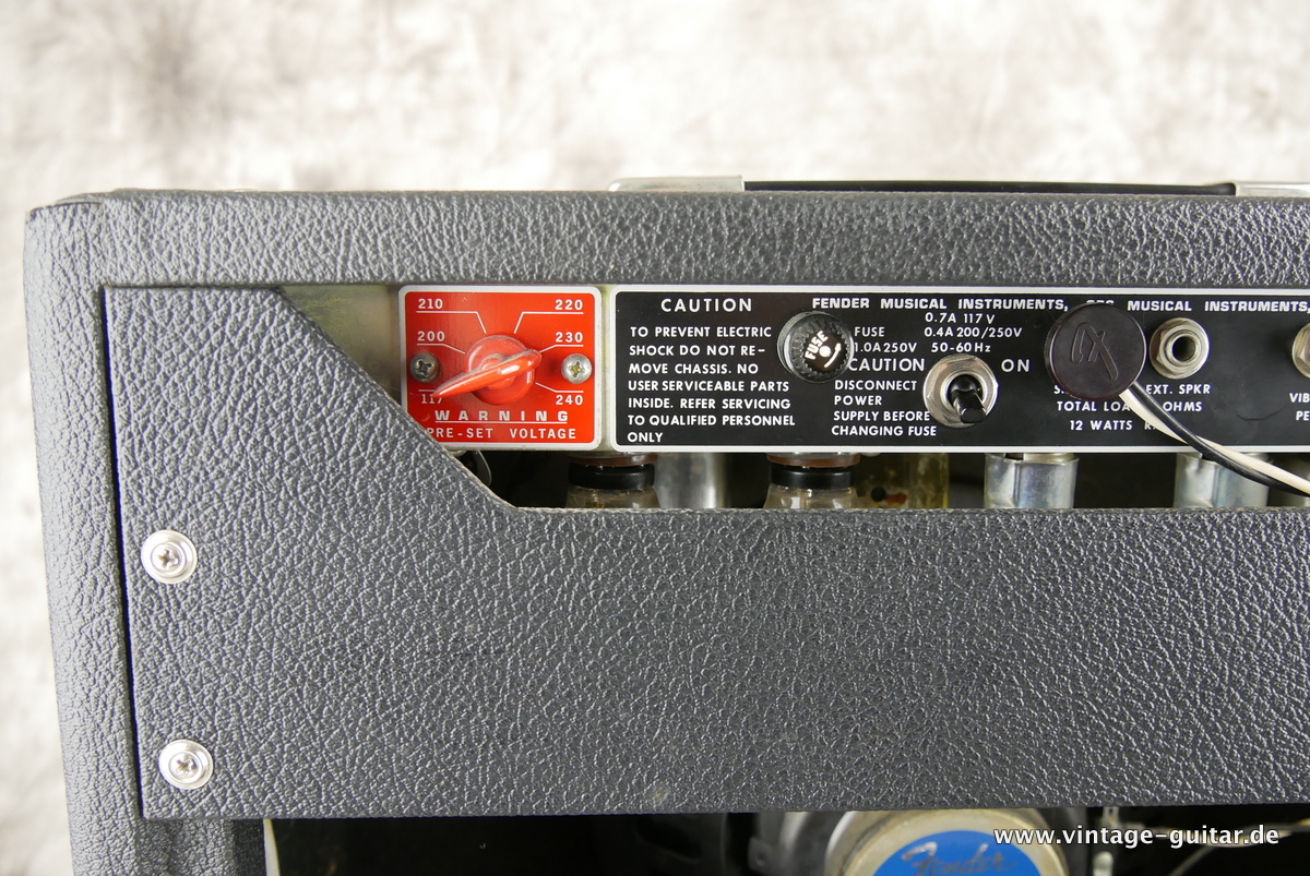 Fender_Princeton_Reverb_1978-007.JPG