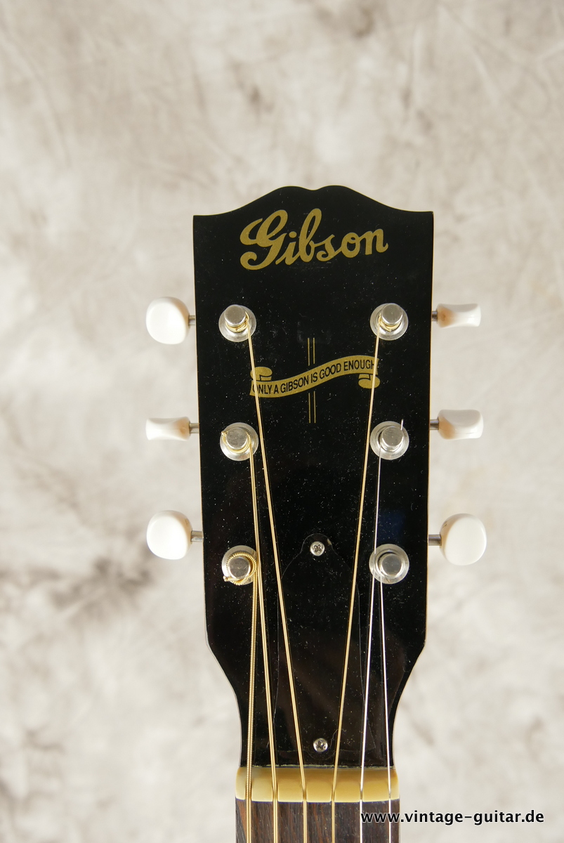 Gibson_J_35_natural_2013-009.JPG