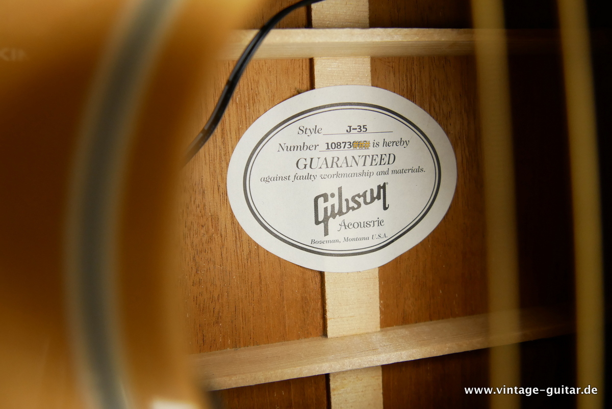 Gibson_J_35_natural_2013-013.JPG