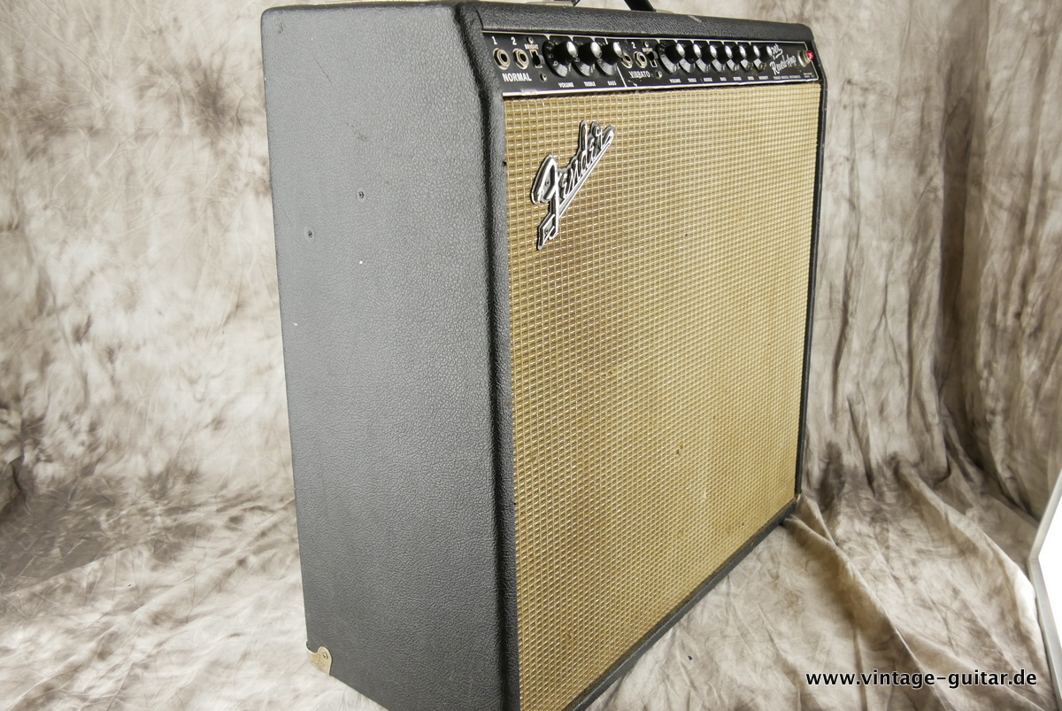 Fender_Super_Reverb_1966-002.JPG