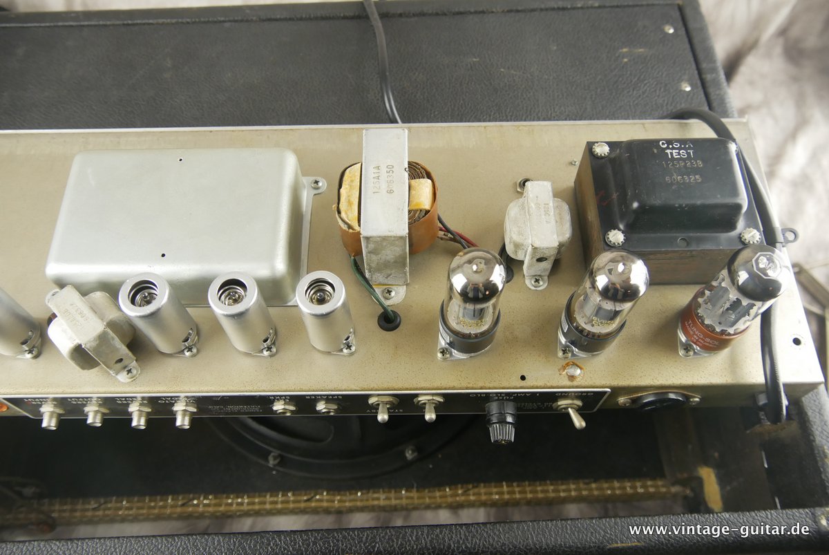 Fender_Deluxe_Reverb_1963-016.JPG