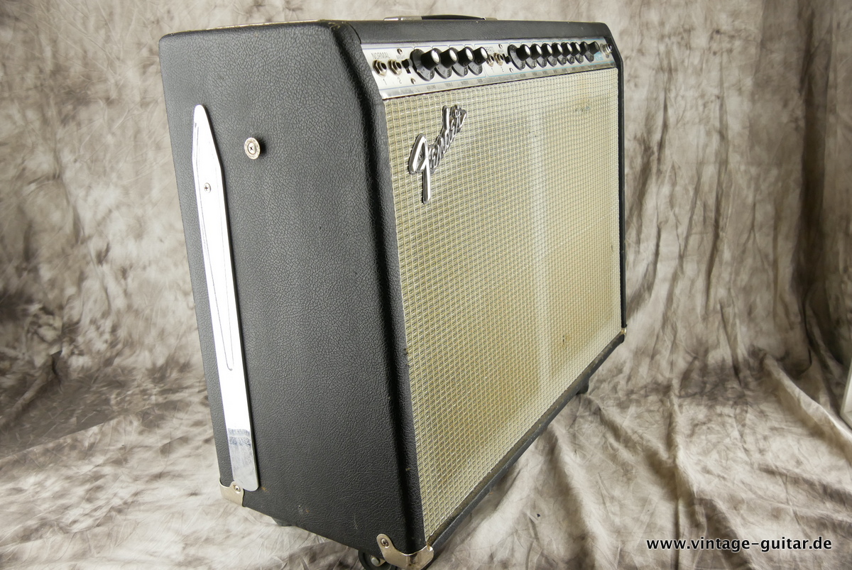 Fender_Twin_Reverb_1974-003.JPG