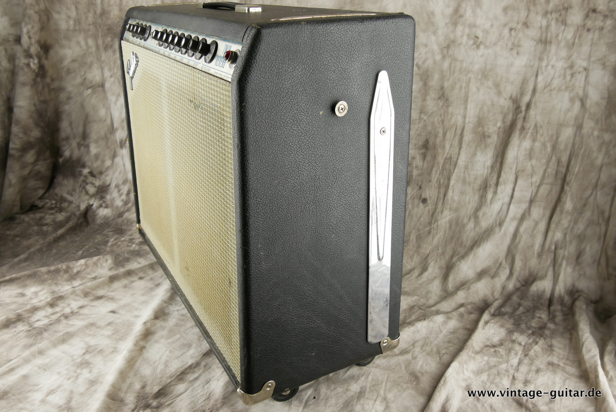 Fender_Twin_Reverb_1974-004.JPG