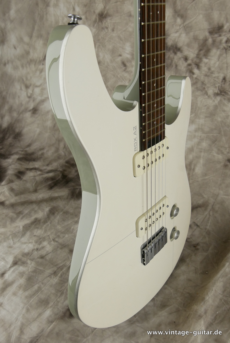 img/vintage/3732/Yamaha_RGX_A2_white_green_2008-005.JPG