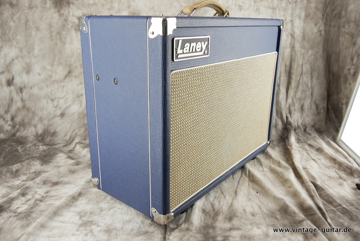 img/vintage/3736/Laney_Lionheart_L5T_112_blue_2013-003.JPG
