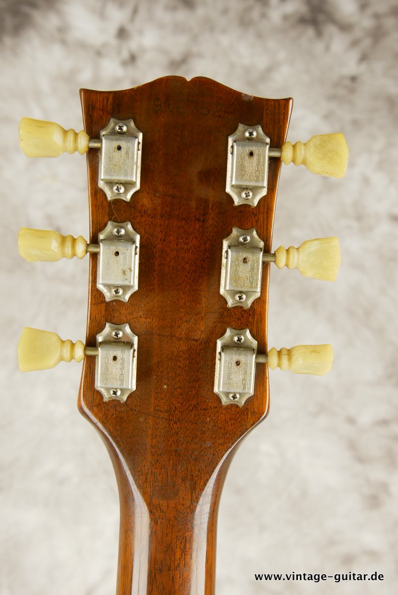Gibson-Les-Paul-Deluxe-Lefthand-1970-015.JPG