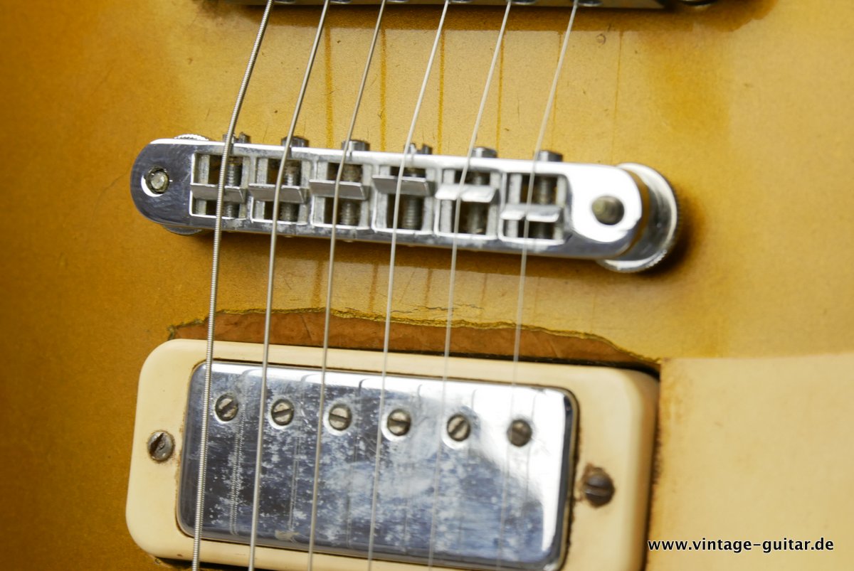 Gibson-Les-Paul-Deluxe-Lefthand-1970-018.JPG